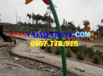 Cây hoa phun nước hồ bơi